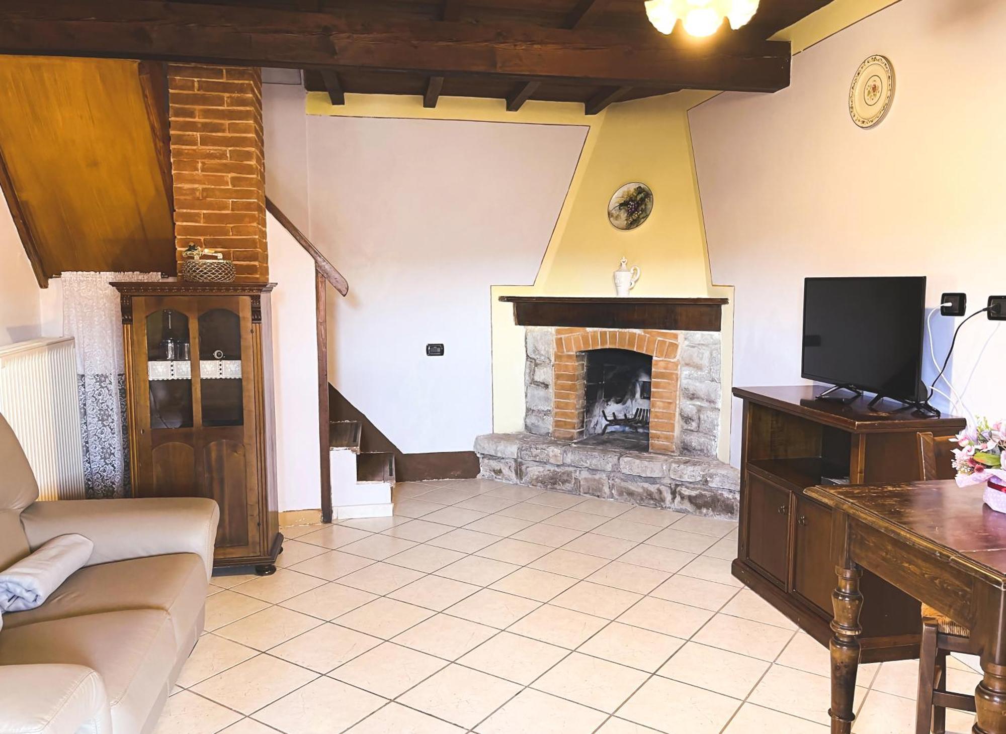 Borgo Giusto Albergo Diffuso Borgo a Mozzano Exterior foto